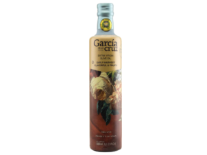 GARCÍA DE LA CRUZ - Organic Extra Virgin Olive Oil, Premium Oil, First Oil, First Harvest, Seasonal Item, Sourced in Spain, Montes de Toledo - 500 ml